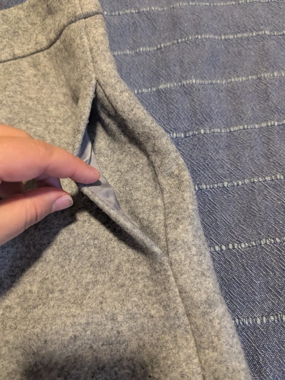 Classiques Entier Grey Asymmetrical Wool-Blend Skirt, 10